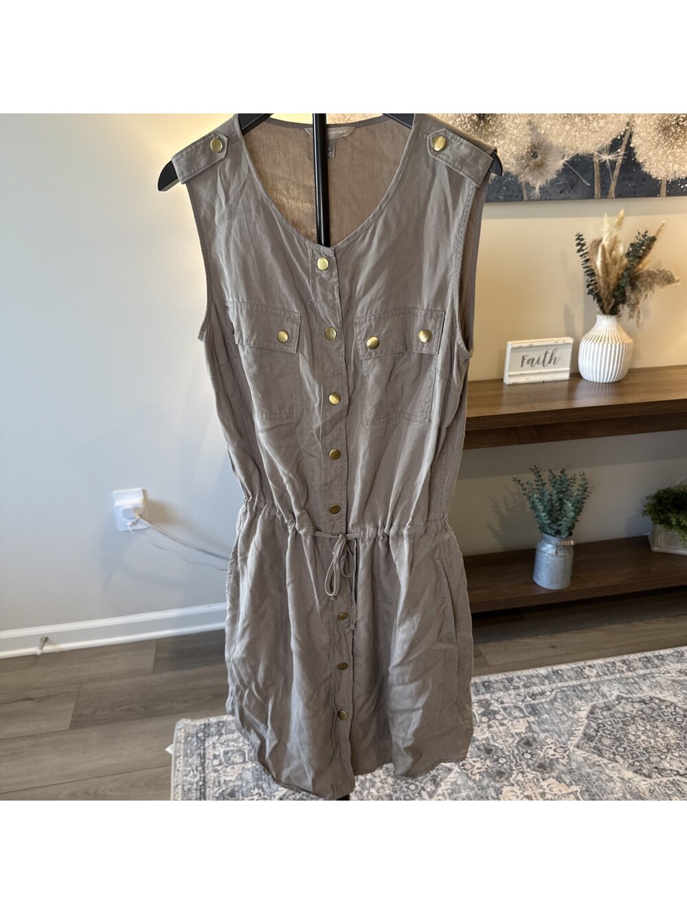 Banana Republic Sleeveless Short Dress Snap Front Tie Waist Pockets Size 6